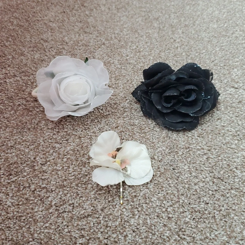 3 Flower Hair Pieces
